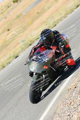 media/Oct-15-2023-TrackXperience (Sun) [[85198ff50b]]/Group 3/session 2 turn 11/
